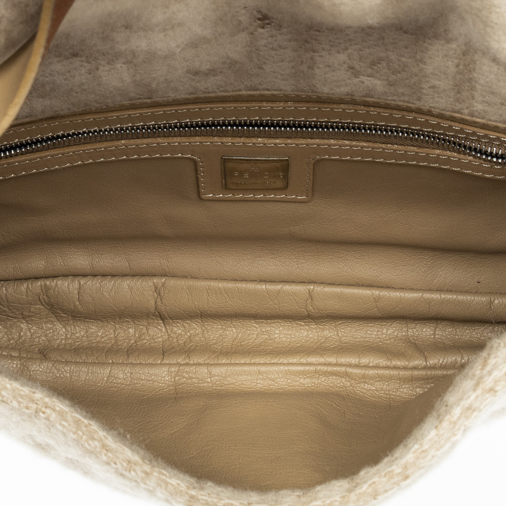 Fendi Baguette - Picture 9 of 10